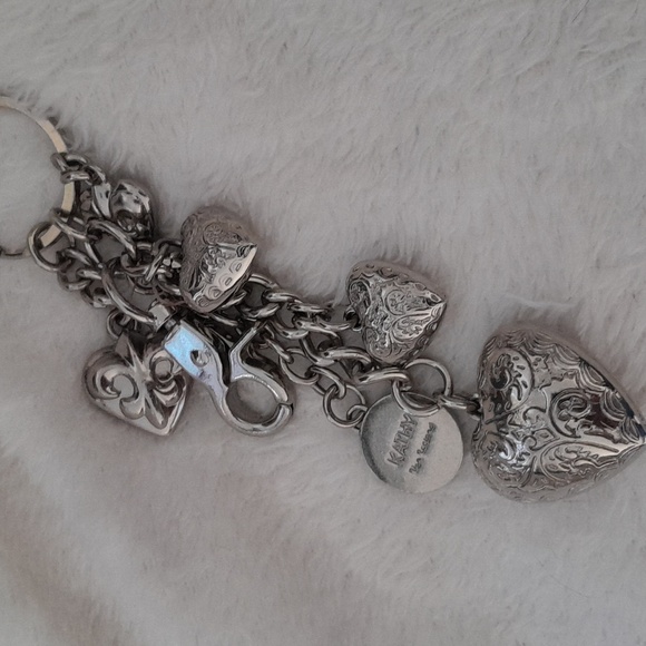 Keychain - Picture 5 of 5